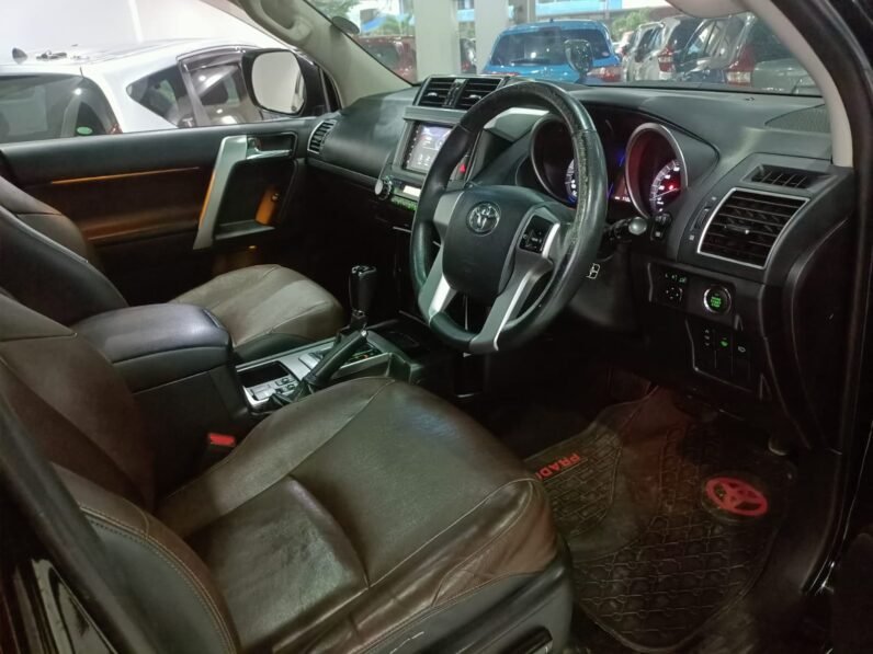 
								Used Toyota Land Cruiser Prado TX-L 2017 full									