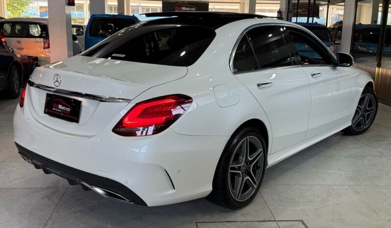 
								Mercedes Benz C-200 AMG 2019 full									