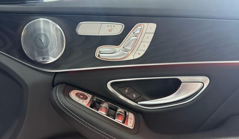 
								Mercedes Benz C-200 AMG 2019 full									