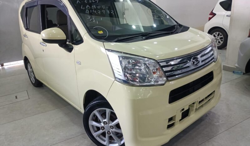 Daihatsu Move 2018 off white in kenya