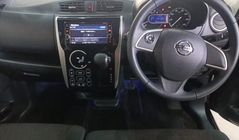 
								Nissan Dayz Highway Star 2018 full									