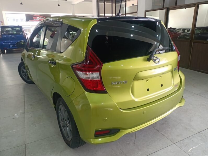 
								Nissan Note E-Power 2018 full									
