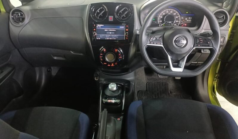 
								Nissan Note E-Power 2018 full									