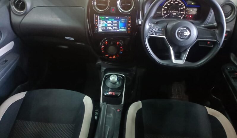 
								Nissan Note E-Power 2018 full									