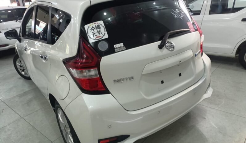 
								Nissan Note E-Power 2018 full									