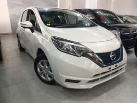 Nissan Note E-Power 2018