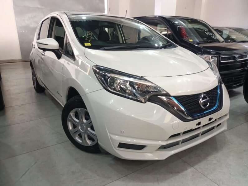 Nissan Note E-Power 2018 White in Kenya