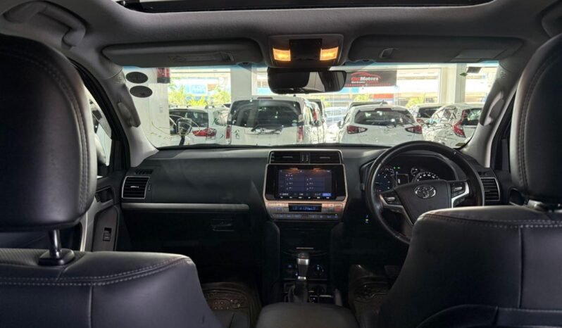 
								Toyota Land Cruiser Prado 2021 TX-L Diesel full									