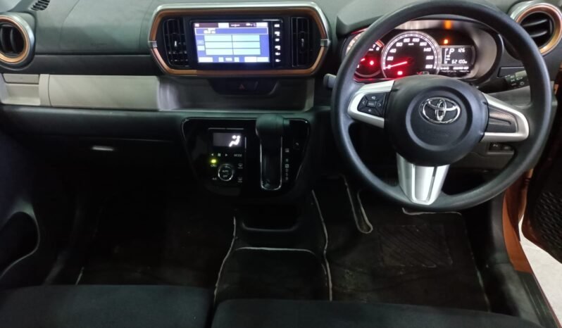 
								Toyota Passo 2018 Moda full									