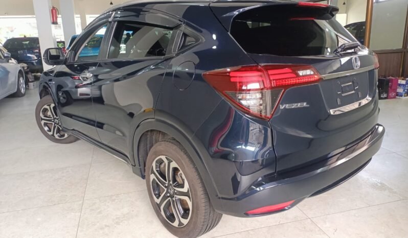 
								Honda Vezel Hybrid 2018 full									