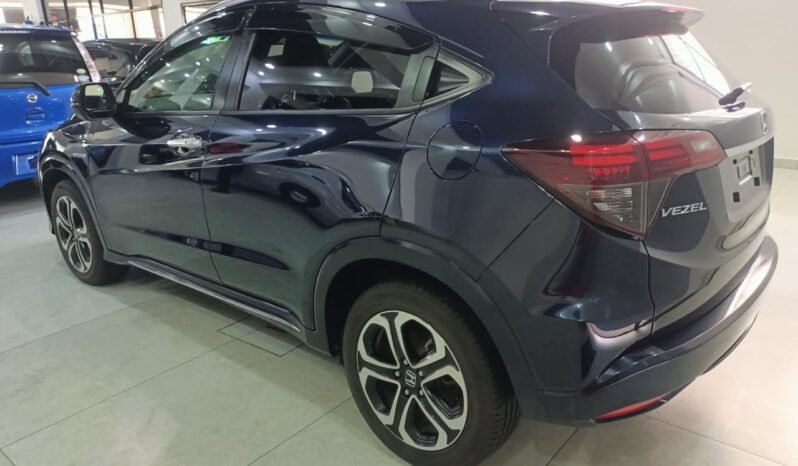 
								Honda Vezel Hybrid 2018 full									