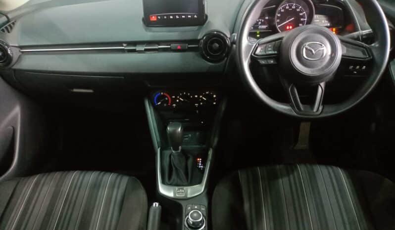 
								Mazda 2 2019 full									