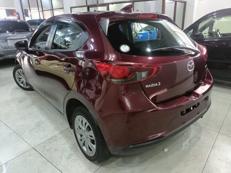 
								Mazda 2 2019 full									