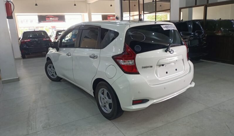 
								Nissan Note 2018 full									