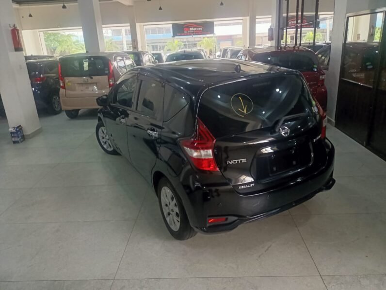 
								Nissan Note E-Power Medalist 2018 full									