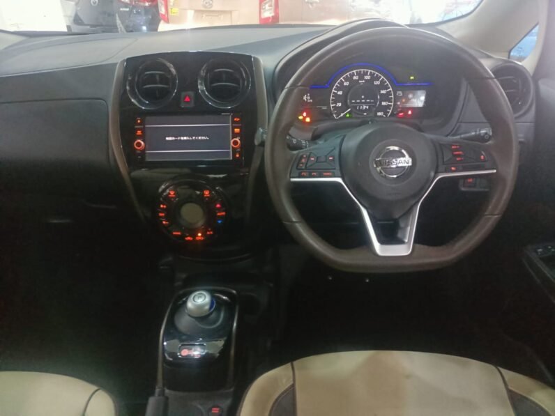 
								Nissan Note E-Power Medalist 2018 full									