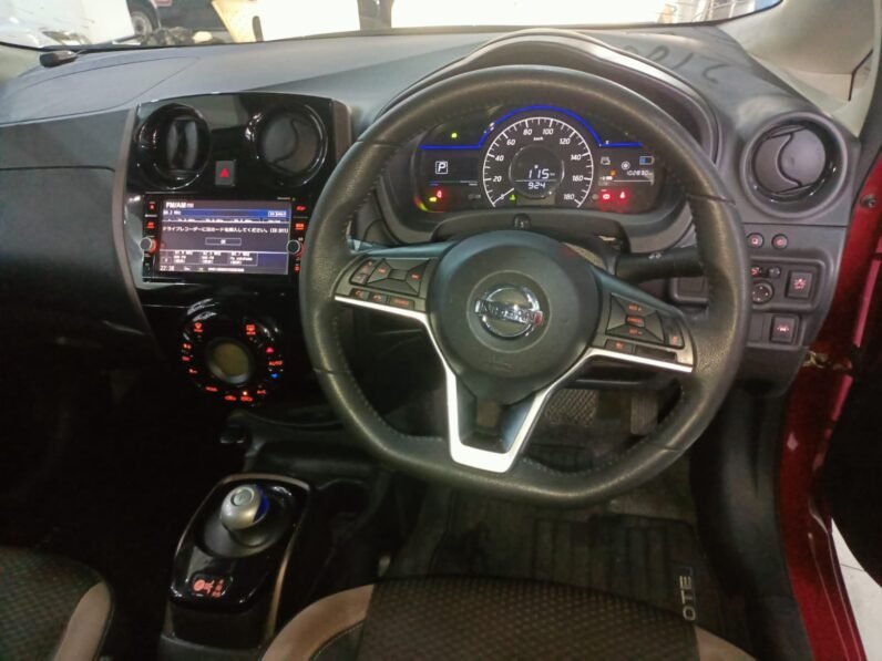 
								Nissan Note E-Power Medalist 2018 full									