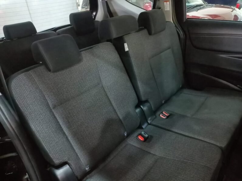 
								Toyota Sienta Hybrid 2019 full									