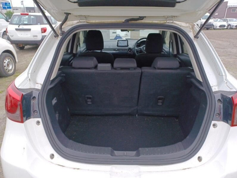 
								Mazda Demio 2018 4WD full									