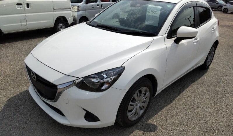 
								Mazda Demio 2018 full									