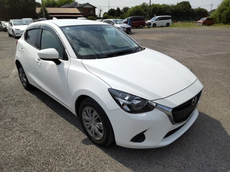 
								Mazda Demio 2018 full									