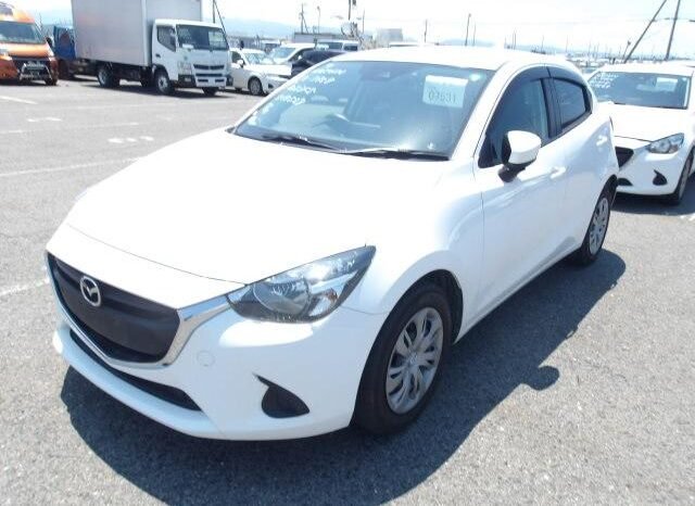 
								Mazda Demio 2018 full									