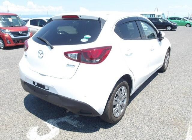 
								Mazda Demio 2018 full									