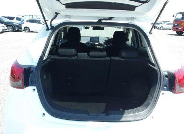 
								Mazda Demio 2018 full									