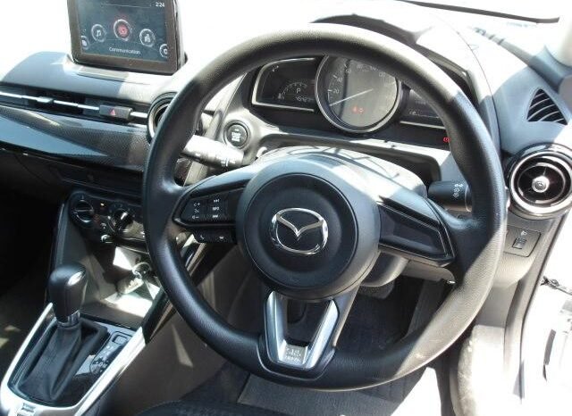 
								Mazda Demio 2018 full									