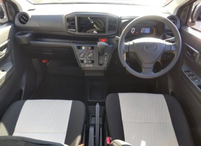 
								Daihatsu Mira e:S 2018 full									