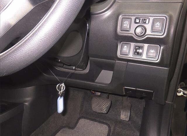 
								Nissan Note 2018 full									