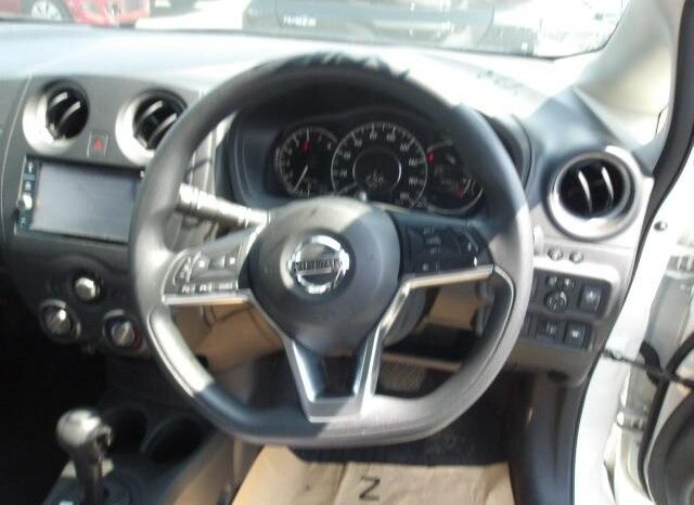 
								Nissan Note 2018 full									