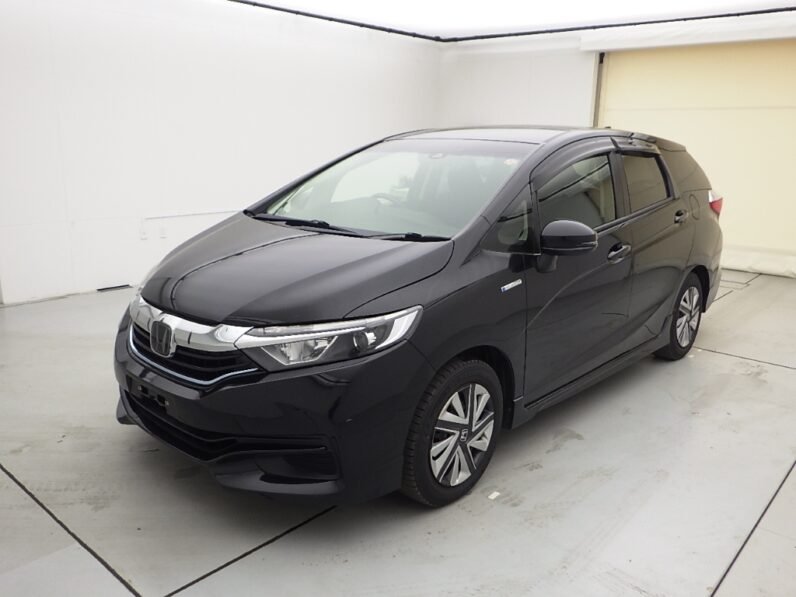 
								Honda Fit Shuttle Hybrid 2018 full									
