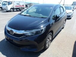 Honda Fit Shuttle Hybrid 2018