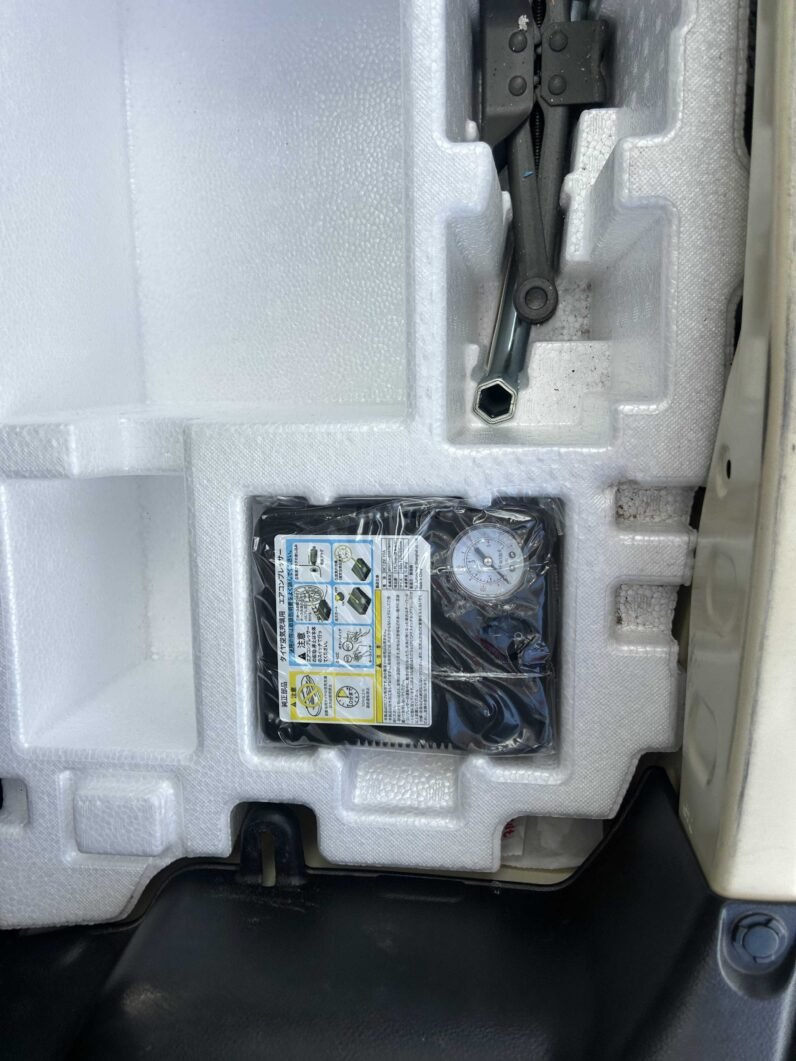 
								Suzuki Alto 2018 Ene-Charge full									