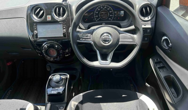 
								Nissan Note E-Power 2018 full									