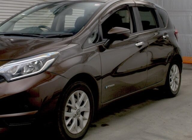 
								Nissan Note E-Power 2018 full									