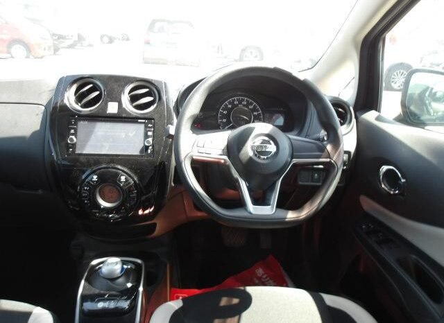 
								Nissan Note E-Power 2018 full									