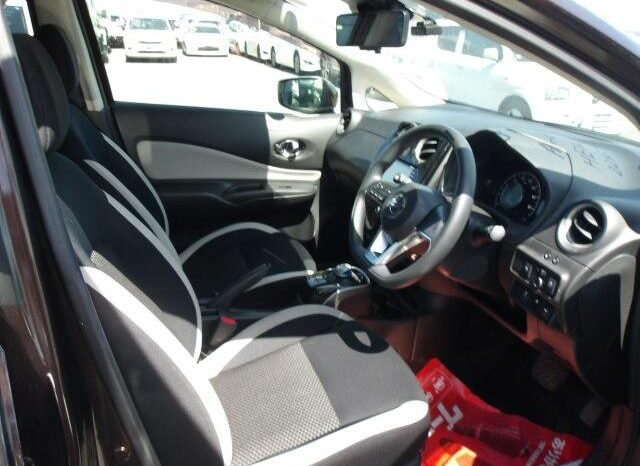 
								Nissan Note E-Power 2018 full									