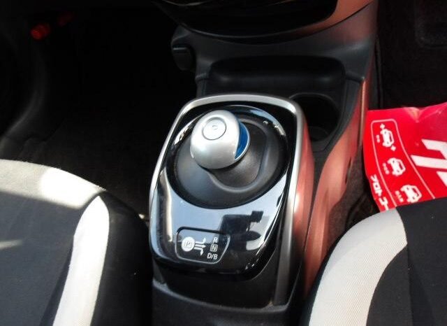 
								Nissan Note E-Power 2018 full									