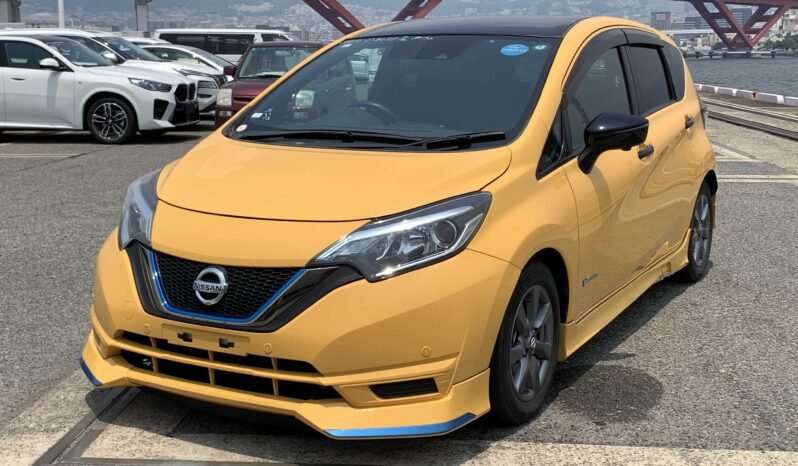 
								Nissan Note E-Power X Black Sport 2018 full									