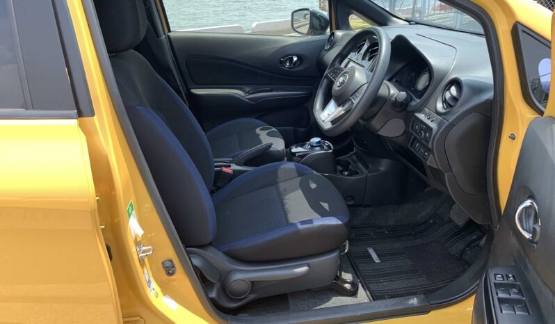
								Nissan Note E-Power X Black Sport 2018 full									