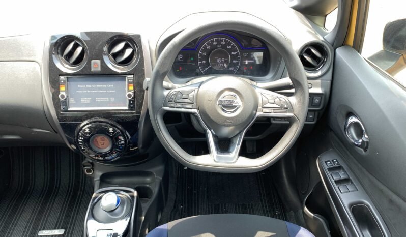 
								Nissan Note E-Power X Black Sport 2018 full									