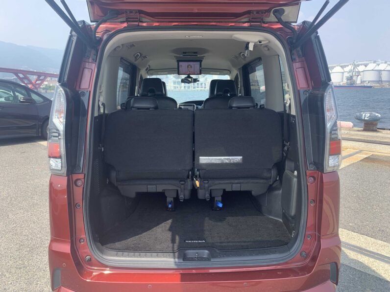 
								Nissan Serena Highway Star E-Power 2018 full									