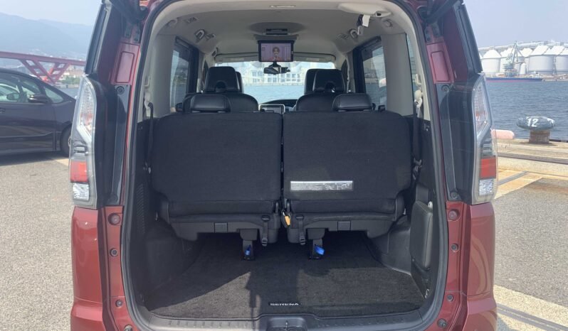 
								Nissan Serena Highway Star E-Power 2018 full									