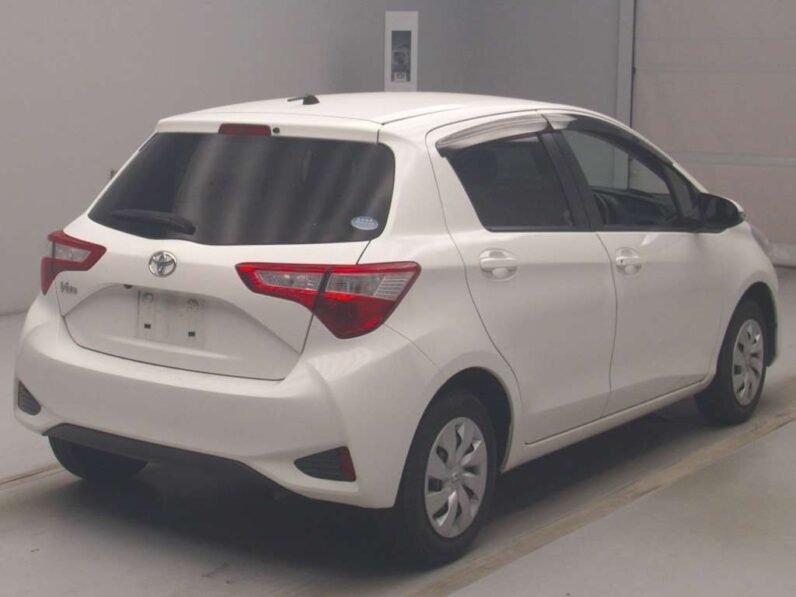 
								Toyota Vitz 2019 full									