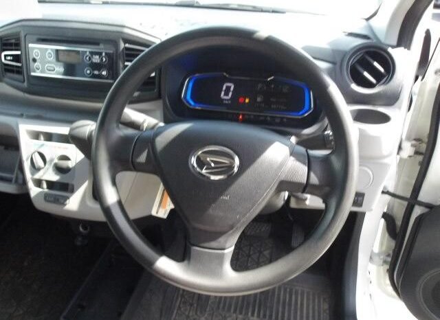 
								Daihatsu Mira e:S 2018 full									