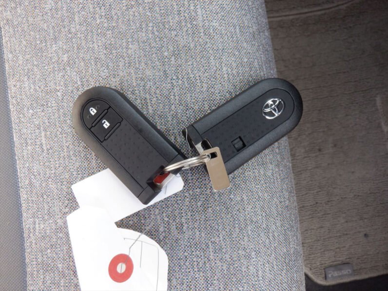 
								Toyota Passo 2019 full									