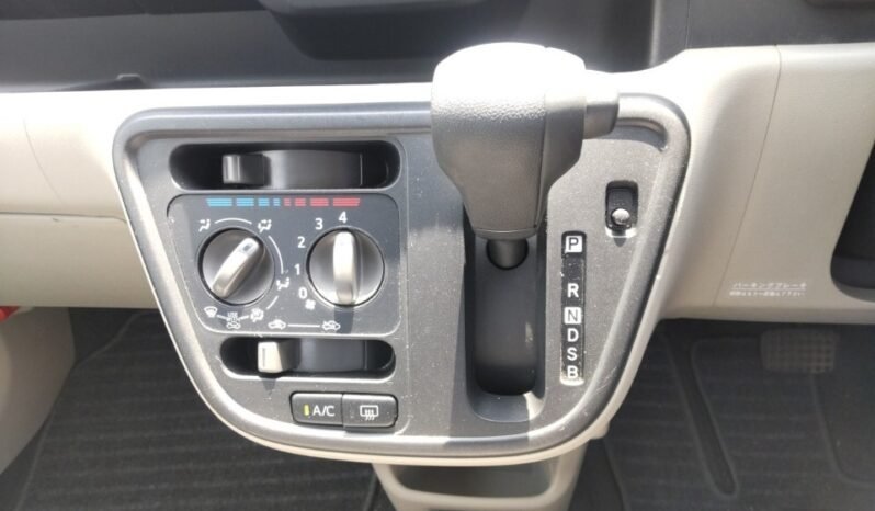 
								Toyota Passo 2018 full									