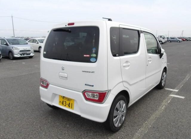 
								Suzuki Wagon R Hybrid 2018 full									